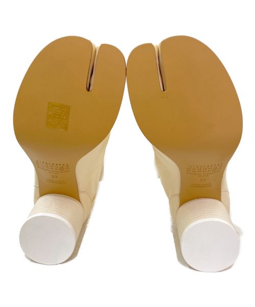 Maison Margiela（メゾンマルジェラ）Maison Margiela (メゾンマルジェラ) Tabiブーツ アイボリー サイズ:37の古着・服飾アイテム