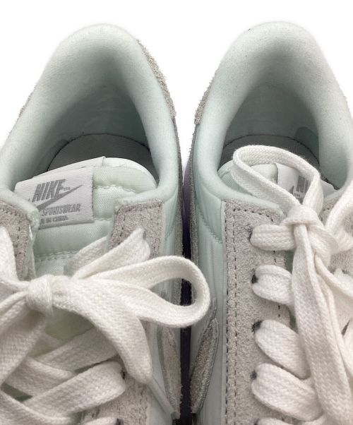 NIKE（ナイキ）NIKE (ナイキ) sacai (サカイ) スニーカー ホワイト サイズ:26の古着・服飾アイテム