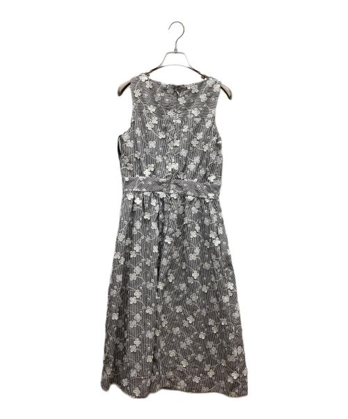 Calvin Klein（カルバンクライン）Calvin Klein (カルバンクライン) 刺繍ノースリーブワンピース グレー×ホワイト サイズ:Mの古着・服飾アイテム