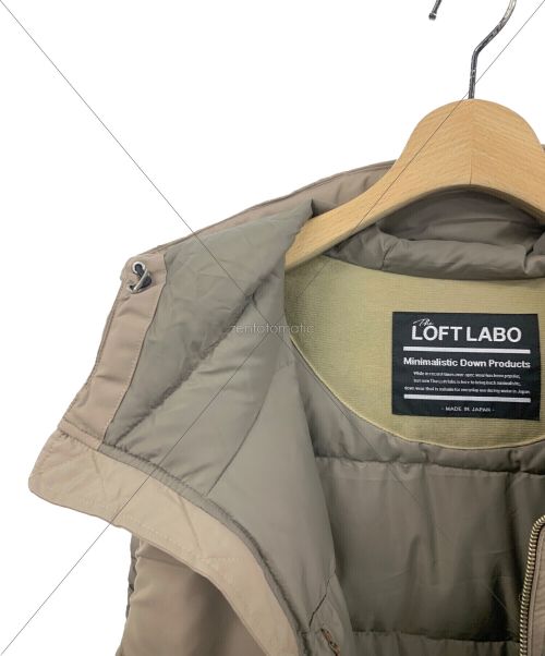 LOFT LABO（ロフトラボ）LOFT LABO (ロフトラボ) KAWADA FEATHER (カワダフェザー) フーデッドミドルレングスダウンベスト ベージュ サイズ:1の古着・服飾アイテム