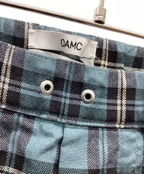 OAMC（オーエーエムシー）OAMC (オーエーエムシー) CHECK CROPPED DRAWCORD PANTS ブルー サイズ:Sの古着・服飾アイテム