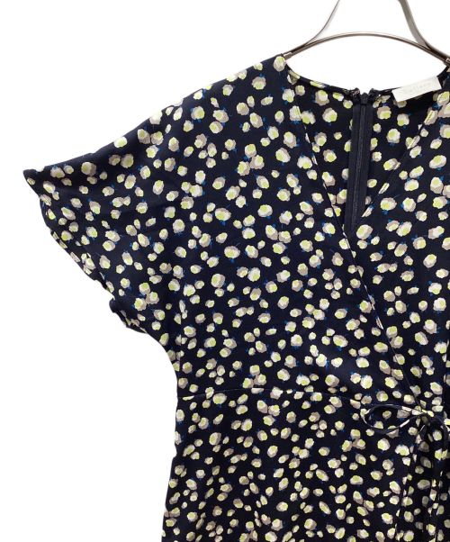 BALLSEY（ボールジィ）BALLSEY (ボールジィ) プティフラワープリント カシュクールワンピース ブラック サイズ:36の古着・服飾アイテム