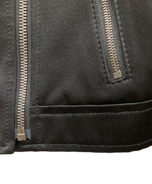 FOXEY BOUTIQUE（フォクシー ブティック）FOXEY BOUTIQUE (フォクシー ブティック) サテン ダブル ライダースジャケット ブラック サイズ:SIZE 38の古着・服飾アイテム