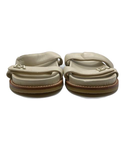 EMPORIO ARMANI（エンポリオアルマーニ）EMPORIO ARMANI (エンポリオアルマーニ) ダブルバンドサンダル ベージュ サイズ:37の古着・服飾アイテム