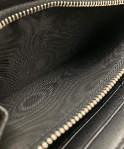 Saint Laurent Paris（サンローランパリ）Saint Laurent Paris (サンローランパリ) スタッズラウンドファスナーウォレット ブラックの古着・服飾アイテム