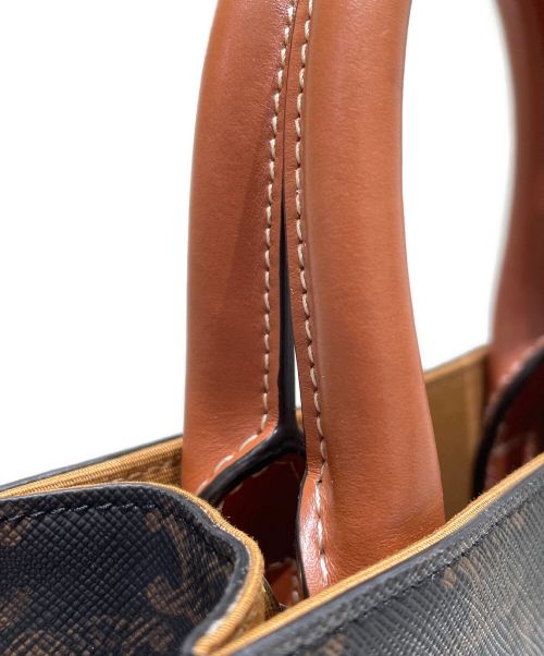 CELINE（セリーヌ）CELINE (セリーヌ) ミニ バーティカル トリオンフ キャンバス カバ ブラウン×ブラック サイズ:ミニの古着・服飾アイテム