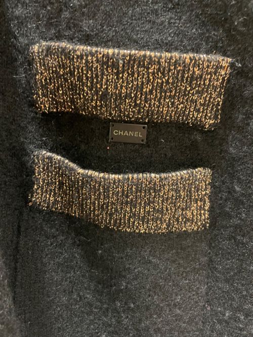 CHANEL（シャネル）CHANEL (シャネル) カシミヤ混ロングカーディガン ブラック×ゴールド サイズ:46の古着・服飾アイテム
