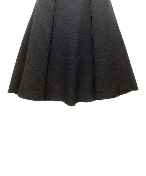 martinique（マルティニーク）martinique (マルティニーク) フラワージャガードタックスカート ブラック サイズ:1の古着・服飾アイテム
