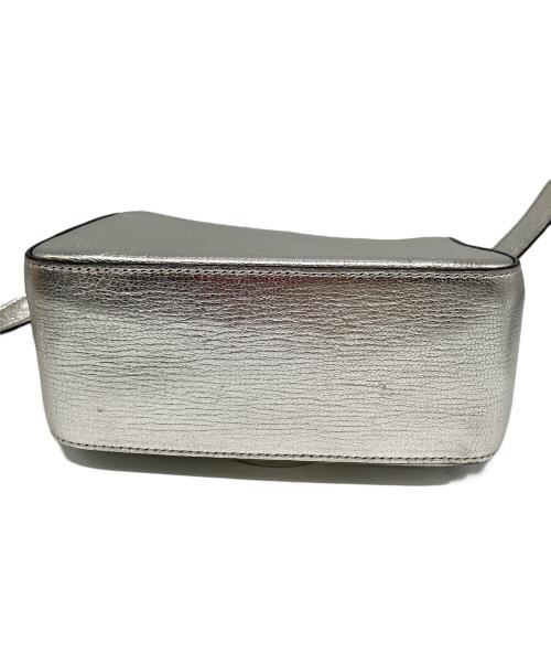 Salvatore Ferragamo（サルヴァトーレ フェラガモ）Salvatore Ferragamo (サルヴァトーレ フェラガモ) ガンチーニショルダーバッグ シルバーの古着・服飾アイテム