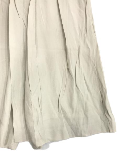 Martin Margiela4（マルタンマルジェラ 4）Martin Margiela4 (マルタンマルジェラ 4) タックハーフパンツ アイボリー サイズ:40の古着・服飾アイテム