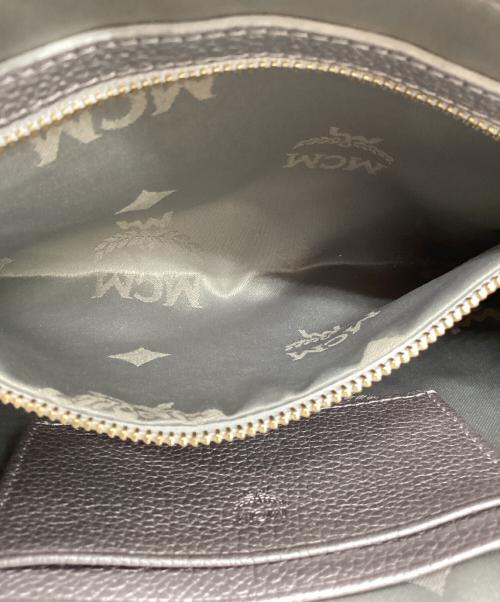 MCM（エムシーエム）MCM (エムシーエム) ショルダーポーチ シルバーの古着・服飾アイテム