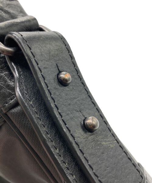 dunhill（ダンヒル）dunhill (ダンヒル) モノグラムショルダーバッグ ブラックの古着・服飾アイテム