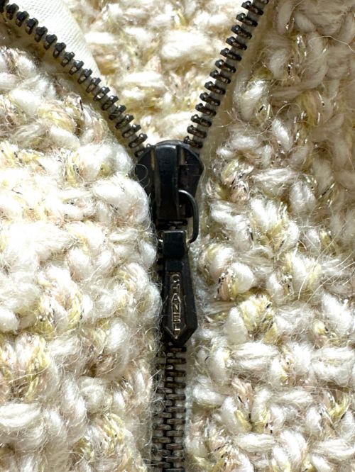 CHANEL（シャネル）CHANEL (シャネル) ニットジャケット アイボリー サイズ:38の古着・服飾アイテム