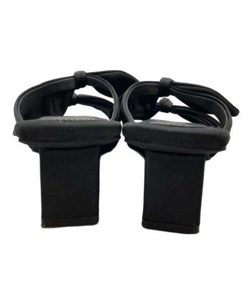 Daniella & GEMMA（ダニエラ＆ジェマ）Daniella & GEMMA (ダニエラ＆ジェマ) リボンサテンサンダル ブラック サイズ:SIZE 38の古着・服飾アイテム