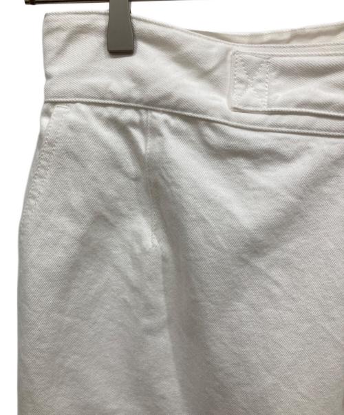 MACPHEE（マカフィー）MACPHEE (マカフィー) コットンホワイトデニム ベルテッドラップパンツ ホワイト サイズ:34の古着・服飾アイテム