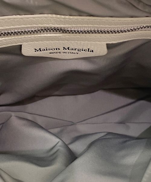 Maison Margiela（メゾンマルジェラ）Maison Margiela (メゾンマルジェラ) Glam Slam ソフトレザーチェーンショルダーバッグ ホワイトの古着・服飾アイテム