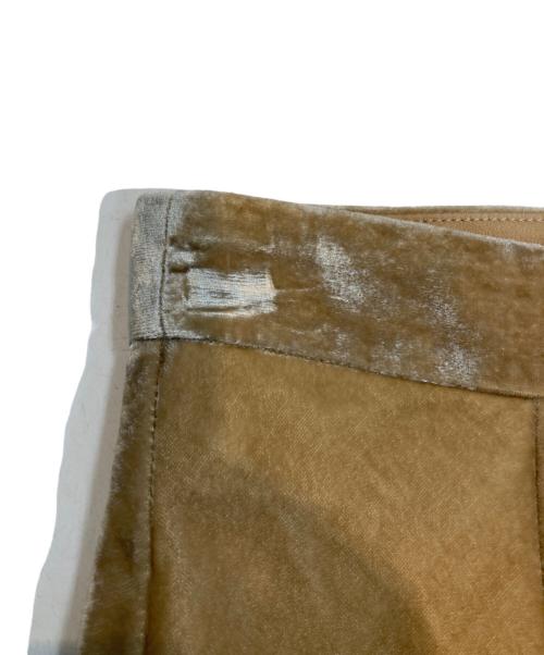 CLANE（クラネ）CLANE (クラネ) VELVET SKIRT ベージュの古着・服飾アイテム