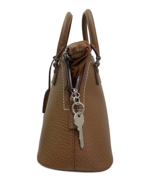 Maison Margiela（メゾンマルジェラ）Maison Margiela (メゾンマルジェラ) 5AC MINI BAG ブラウン サイズ:ミニの古着・服飾アイテム