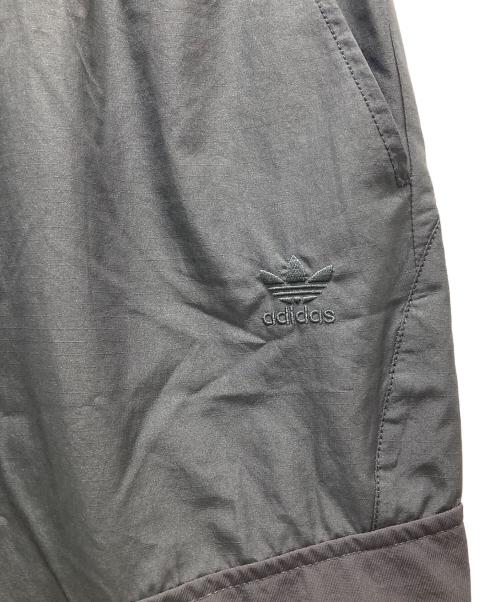 adidas（アディダス）adidas (アディダス) カーゴパンツ ブラック サイズ:Lの古着・服飾アイテム