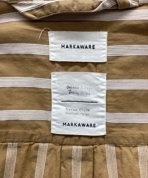 MARKAWARE（マーカウェア）MARKAWARE (マーカウェア) LONG SHIRTS COAT DOBBY STRIPE ブラウン サイズ:２の古着・服飾アイテム