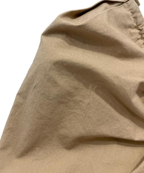 CASA FLINE（カーサフライン）CASA FLINE (カーサフライン) シャーリングワンピース ベージュ サイズ:不明の古着・服飾アイテム
