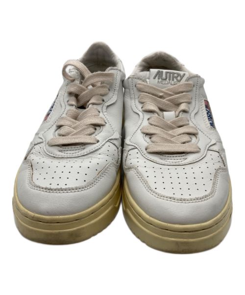 AUTRY（オートリ―）AUTRY (オートリ―) スニーカー ホワイト サイズ:37の古着・服飾アイテム