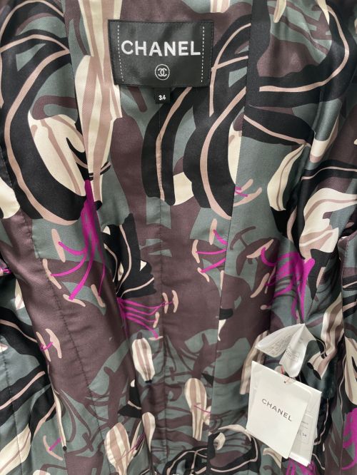 CHANEL（シャネル）CHANEL (シャネル) ノーカラーツイードジャケット グリーン サイズ:34の古着・服飾アイテム