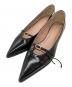 HER LIP TO（ハーリップトゥ）の古着「Orangery Crystal Belted Pumps」｜ブラック