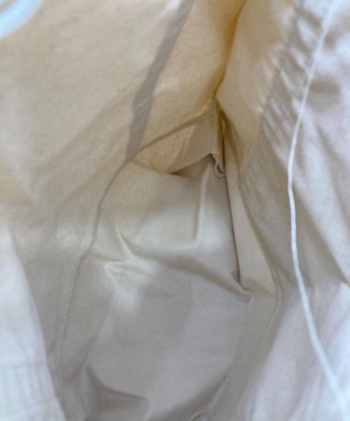 PALMES（PALMES）PALMES (PALMES) キャンバストートバッグ アイボリーの古着・服飾アイテム