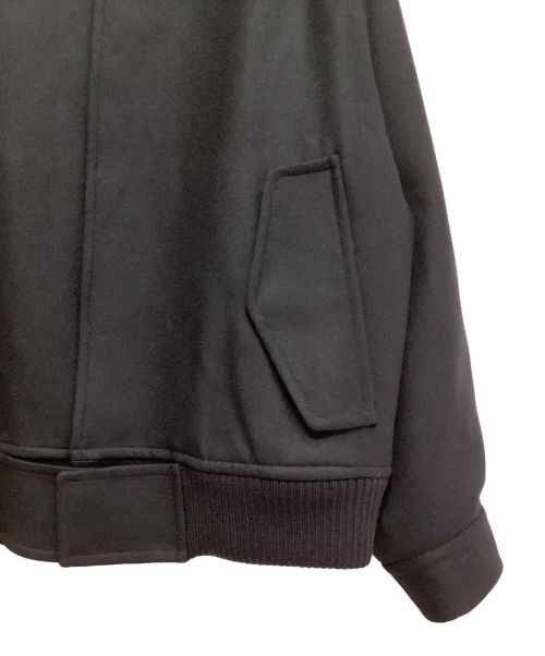 stein（シュタイン）stein (シュタイン) OVERSIZED MELTON STUDIUM JACKET（オーバーサイズドメルトンスタジアムジャケット） ブラック サイズ:Sの古着・服飾アイテム