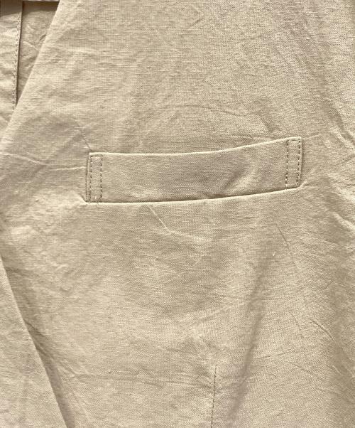 HUMAN WOMAN（ヒューマンウーマン）HUMAN WOMAN (ヒューマンウーマン) ノーカラーダブルジャケット ベージュ サイズ:Mの古着・服飾アイテム