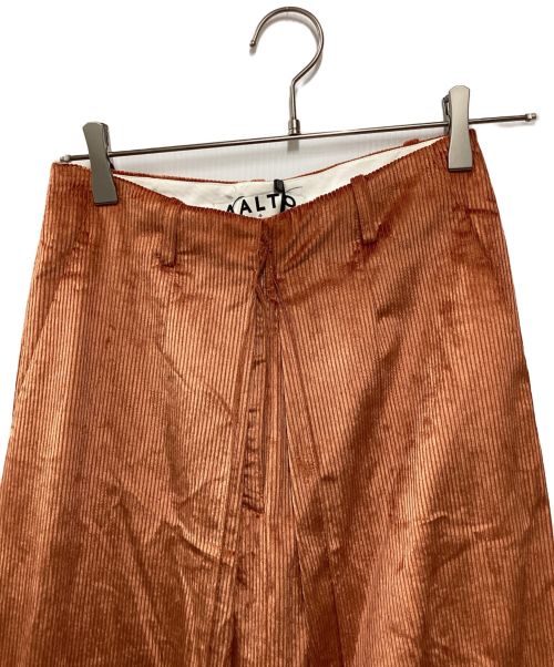 AALTO（アールト）AALTO (アールト) FRONT PLEAT TAILORED TROUSER ピンクブラウン サイズ:SIZE34 未使用品の古着・服飾アイテム