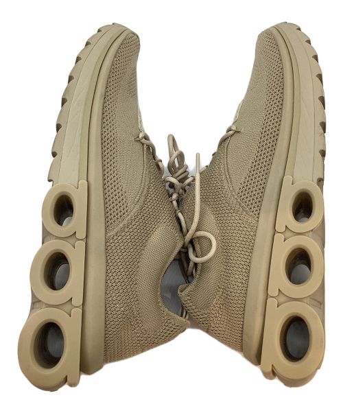 Ferragamo（フェラガモ）Ferragamo (フェラガモ) レースアップスニーカー ベージュ サイズ:27cmの古着・服飾アイテム