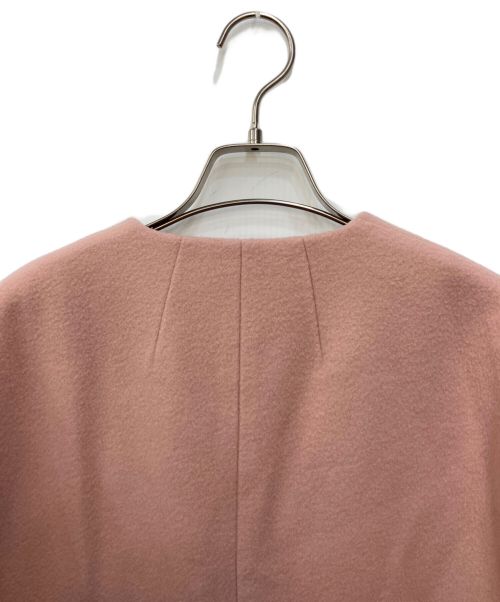 The Virgnia（ザ ヴァージニア）The Virgnia (ザ ヴァージニア) ラムメルトンノーカラーコート ピンク サイズ:SIZE36の古着・服飾アイテム