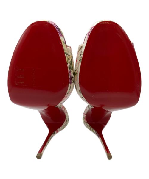 Christian Louboutin（クリスチャン・ルブタン）Christian Louboutin (クリスチャン・ルブタン) PIGAMULE 120 WATERSNAKE FIORI ホワイト サイズ:35の古着・服飾アイテム