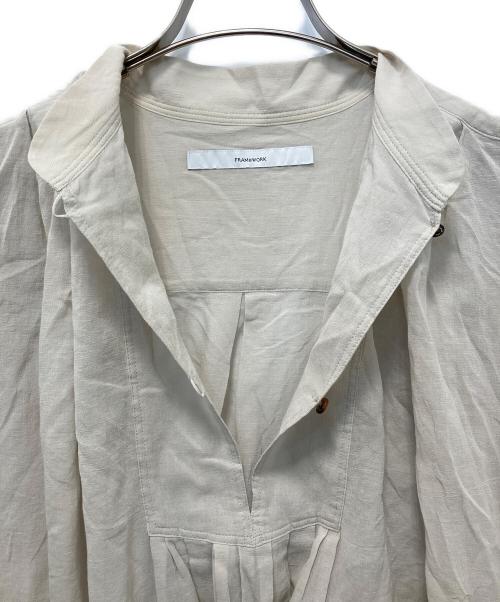 FRAMeWORK（フレームワーク）FRAMeWORK (フレームワーク) コットンシフォンタックブラウス ベージュ サイズ:表記なしの古着・服飾アイテム