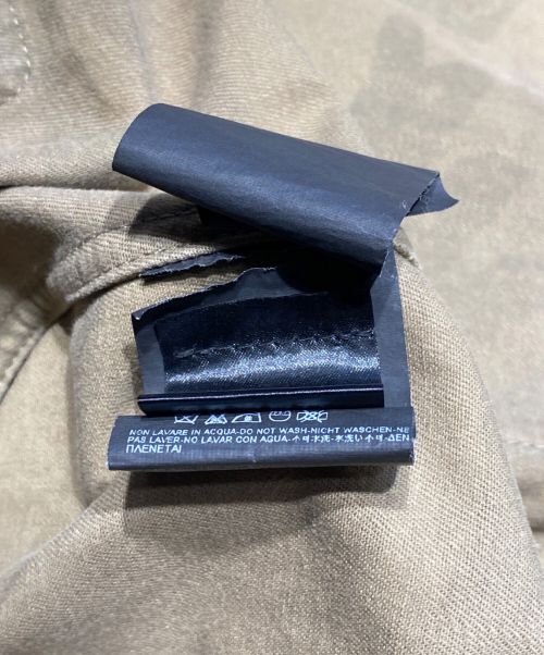 Saint Laurent Paris（サンローランパリ）Saint Laurent Paris (サンローランパリ) カモフラミリタリージャケット カーキ サイズ:48の古着・服飾アイテム