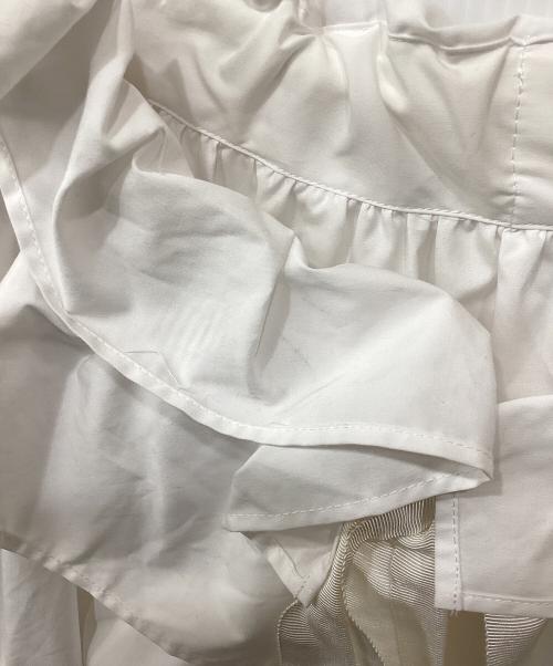 FRAY ID（フレイ アイディー）FRAY ID (フレイ アイディー) ラッフルカラーパフブラウス ホワイト サイズ:ONEの古着・服飾アイテム