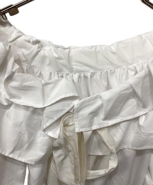 FRAY ID（フレイ アイディー）FRAY ID (フレイ アイディー) ラッフルカラーパフブラウス ホワイト サイズ:ONEの古着・服飾アイテム