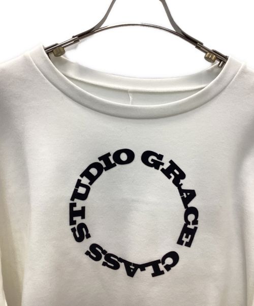 GRACE CLASS（グレースクラス）GRACE CLASS (グレースクラス) フロッキーロゴプリントトップ ホワイト サイズ:36の古着・服飾アイテム