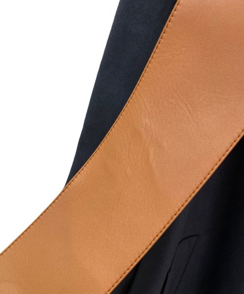 LOEWE（ロエベ）LOEWE (ロエベ) レザーカラーAラインジャケット ネイビー サイズ:36の古着・服飾アイテム