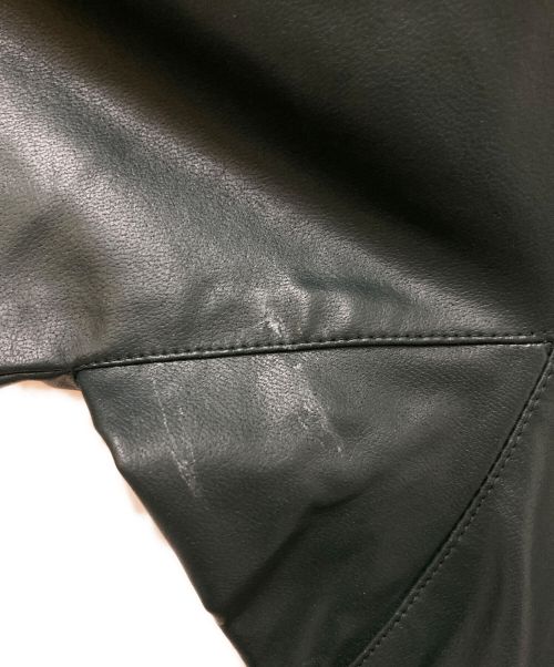 MAISON SPECIAL（メゾンスペシャル）MAISON SPECIAL (メゾンスペシャル) フェイクレザーカットソー グリーン サイズ:Mの古着・服飾アイテム