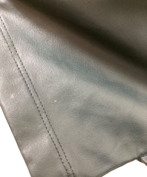 MAISON SPECIAL（メゾンスペシャル）MAISON SPECIAL (メゾンスペシャル) フェイクレザーカットソー グリーン サイズ:Mの古着・服飾アイテム