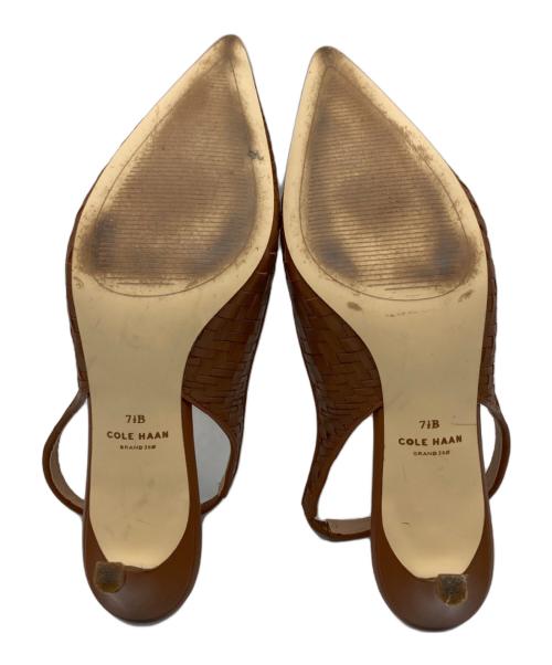 COLE HAAN（コールハーン）COLE HAAN (コールハーン) ストラップパンプス ブラウン サイズ:7 1/2の古着・服飾アイテム