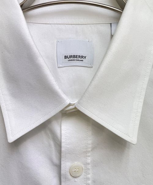 BURBERRY LONDON（バーバリーロンドン）BURBERRY LONDON (バーバリー ロンドン) ホースフェリープリントシャツ ホワイト サイズ:XLの古着・服飾アイテム
