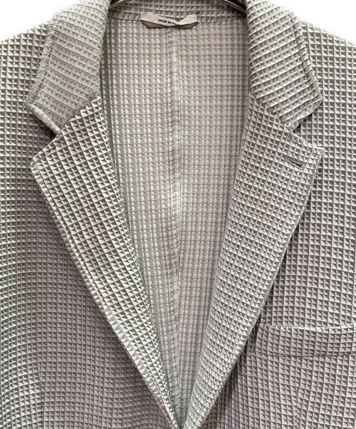 HERMES（エルメス）HERMES (エルメス) エンボス加工 総柄ジャケット グレー サイズ:56の古着・服飾アイテム