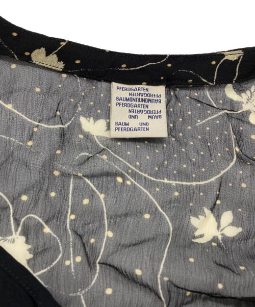 BAUM UND PFERDGARTEN（バウムウンドヘルガーデン）BAUM UND PFERDGARTEN (バウムウンドヘルガーデン) フラワー柄ワンピース ブラック サイズ:SIZE 36の古着・服飾アイテム