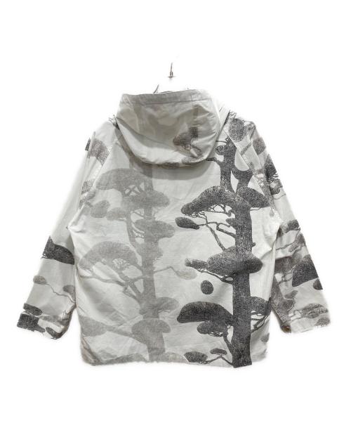 P-ROOM THE WORLD（ピールームザワールド）P-ROOM THE WORLD (ピールームザワールド) マウンテンパーカー／Ryohei Sasaki MOUNTAIN PARKA ホワイト サイズ:Lの古着・服飾アイテム