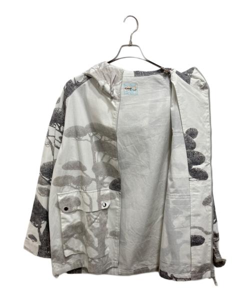 P-ROOM THE WORLD（ピールームザワールド）P-ROOM THE WORLD (ピールームザワールド) マウンテンパーカー／Ryohei Sasaki MOUNTAIN PARKA ホワイト サイズ:Lの古着・服飾アイテム