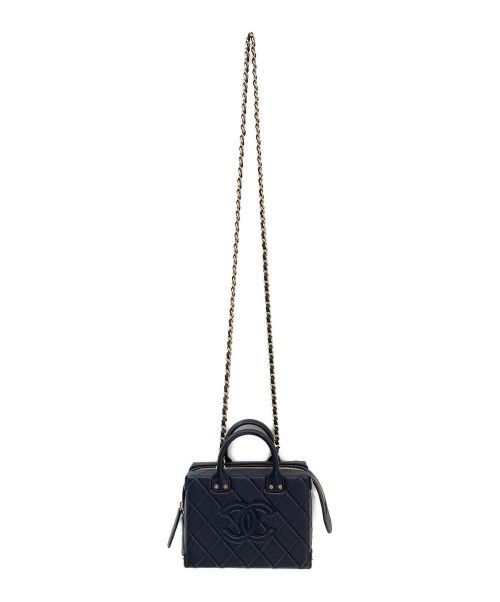 CHANEL（シャネル）CHANEL (シャネル) バニティショルダーバッグ ブラックの古着・服飾アイテム